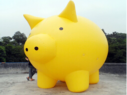 Lovely inflatable air pig