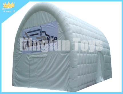 Tunnel tent