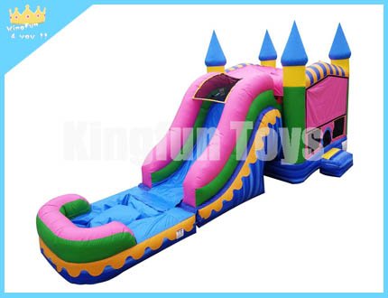 Wet/dry inflatable bounce slide