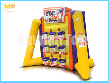 Tic tac throwing inflatable